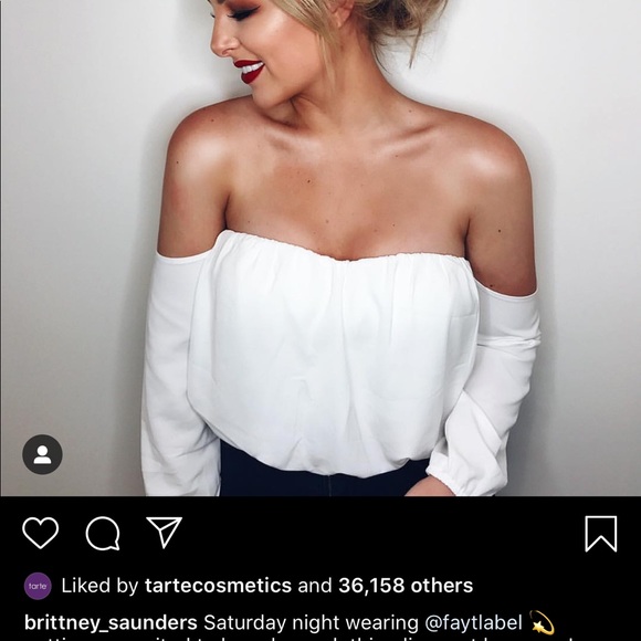 Fayt Tops - Fayt Label Off Shoulder Crop Top